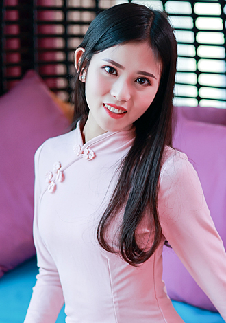 Gorgeous member profiles: ZaiYing from Hong Kong, member lone Asian