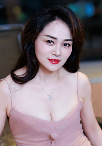 Gorgeous profiles pictures: Changrun from Hefei, China member seeking Online man